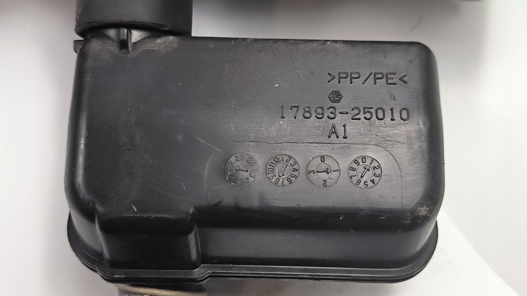 фото №3, Шланг труба воздухозаборник 17880-25020 lexus es300h vii