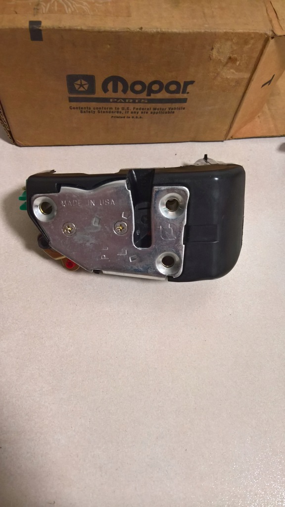 фото №5, Chrysler sebring neon 1995-2000r автоматична коробка передач замок двері лівий перед 4658995