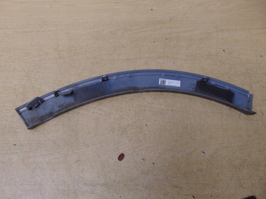 фото №8, Накладка крыла правая перед audi e-tron