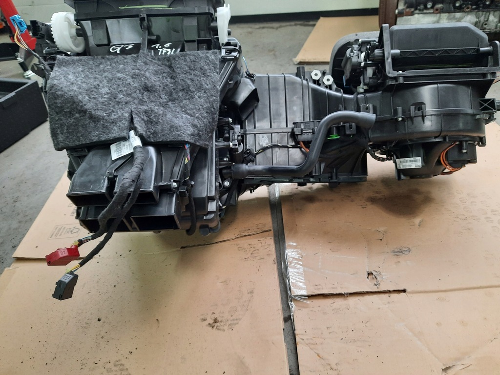 фото №11, Audi q3 8u 2.0tfsi обігрівач