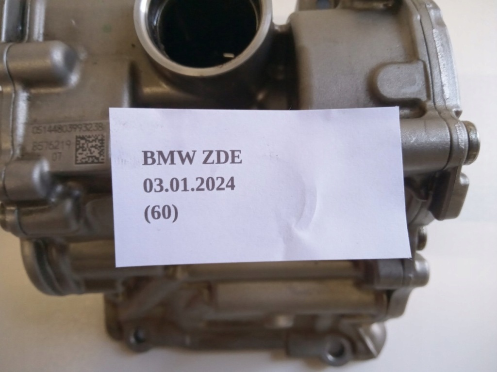 Насос масла bmw 5.0 дизель 8576219 с Разборки