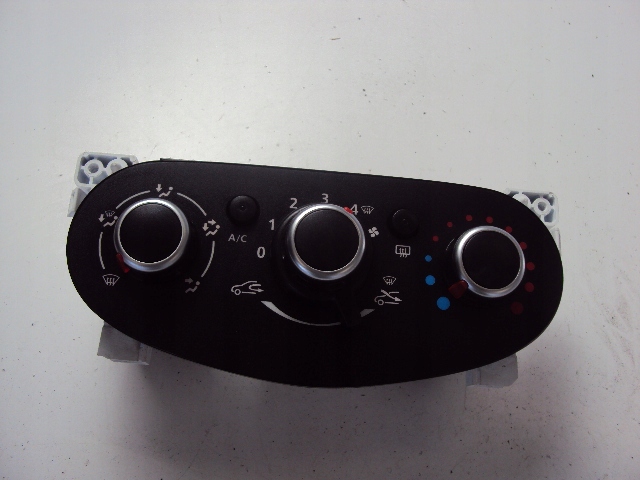 фото №1, Панель кондиціонера dacia sandero ii stepway lift