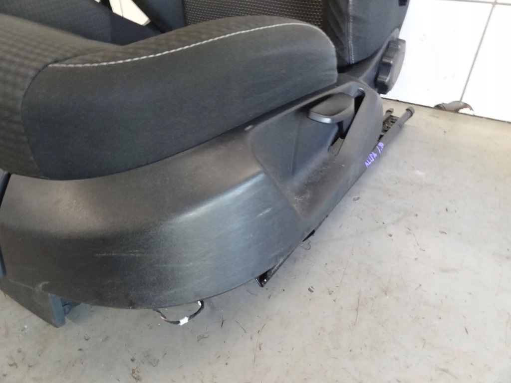 фото №10, Seat altea 2010 lift сиденье водителя левый перед 1k4881105