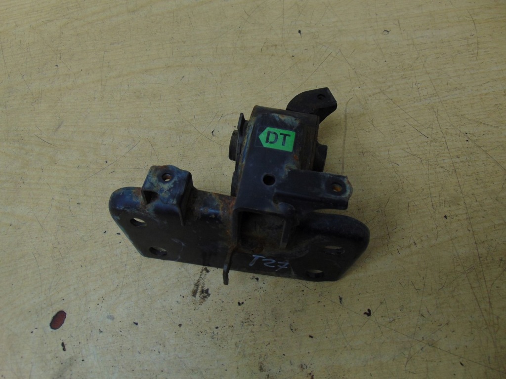 фото №4, Подушка двигуна toyota avensis t27 2.0 d4d