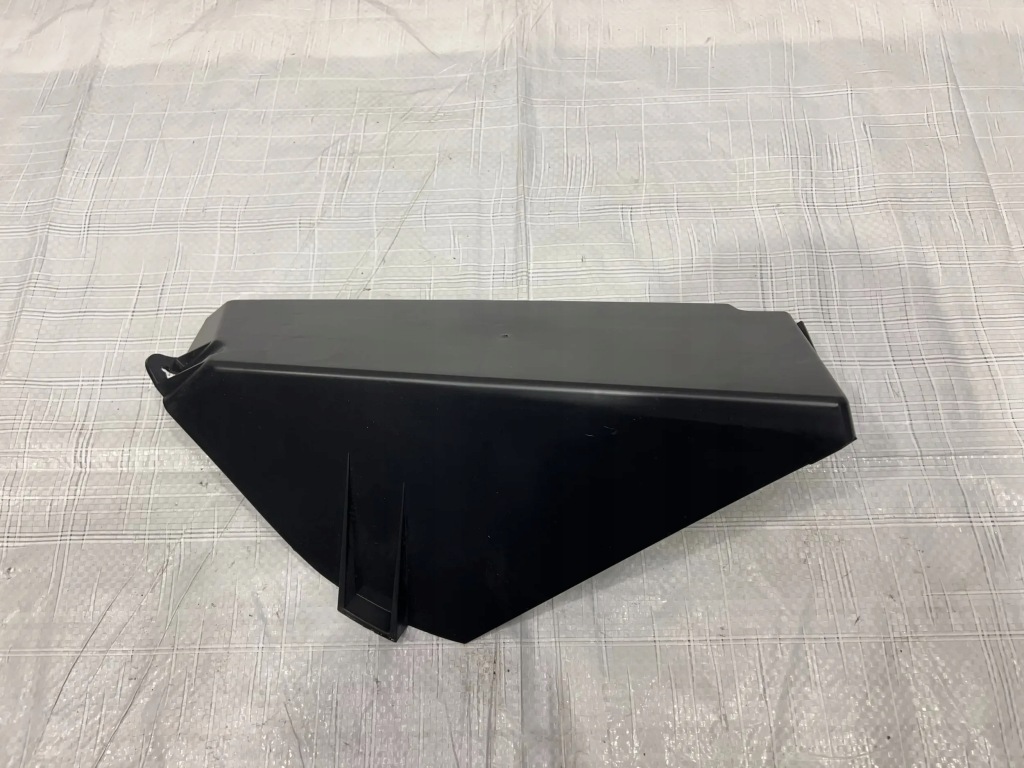 фото №1, Maserati levante підніжка водія 670032149