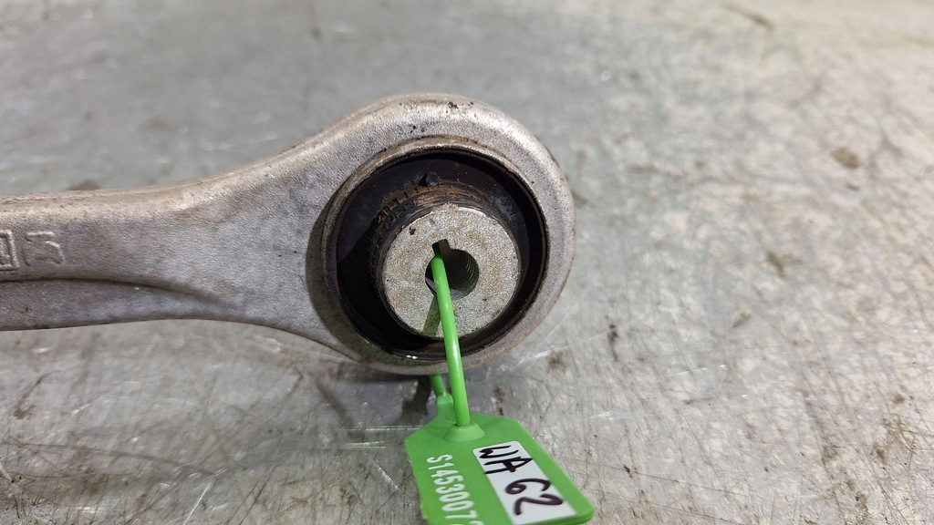 фото №7, Важіль правий перед верхній 4m0407506b audi q5 80a 45 tfsi q7 ii 4m0 touareg