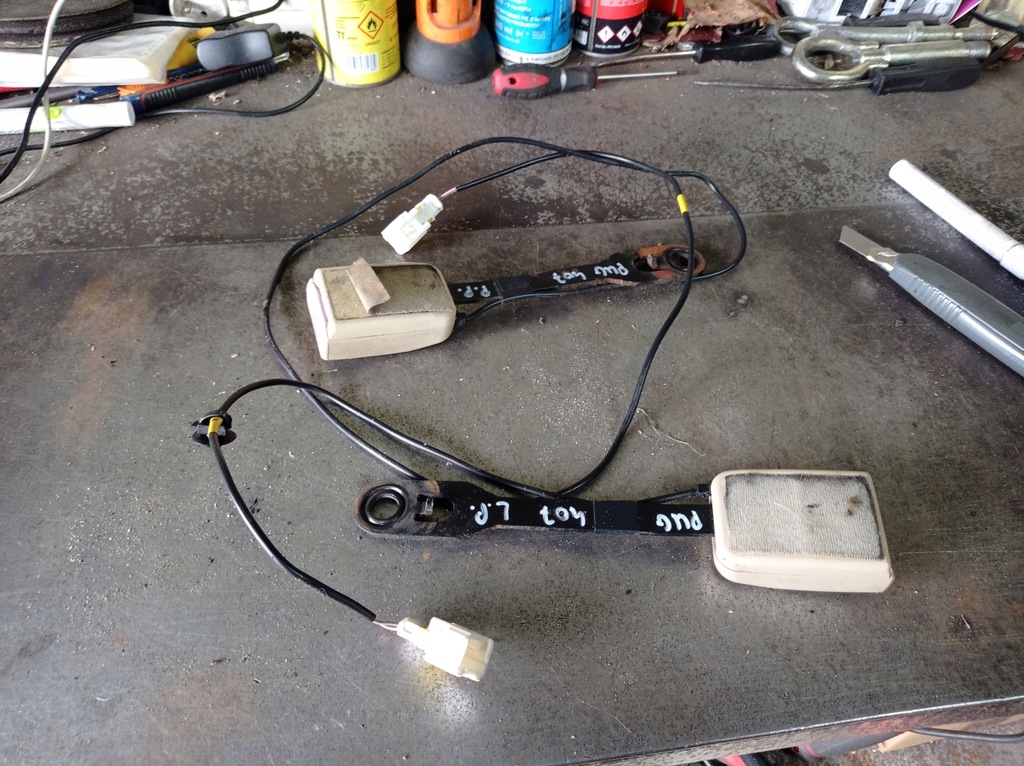 фото №1, Peugeot 407 - клипса поперечина правый левый перед