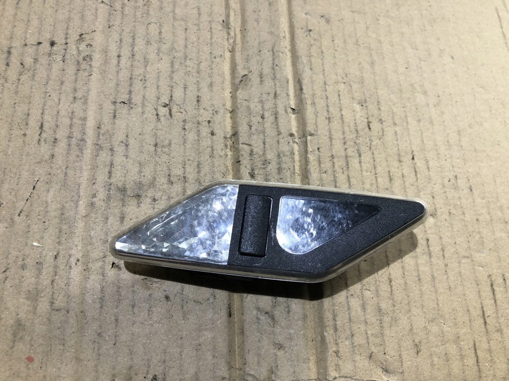 фото №1, Лампа правый задняя освещение bmw e46 8375586