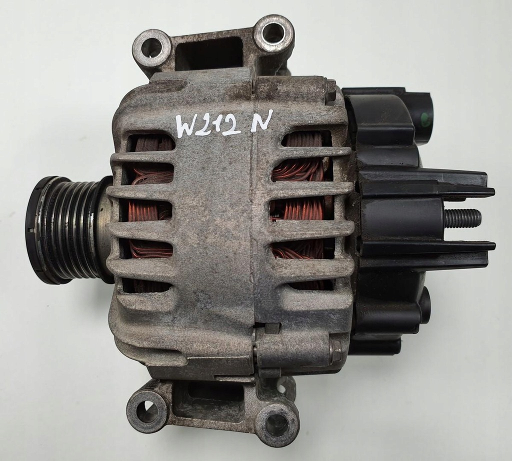 фото №1, Генератор mercedes w212 1.8 cgi a0009063000