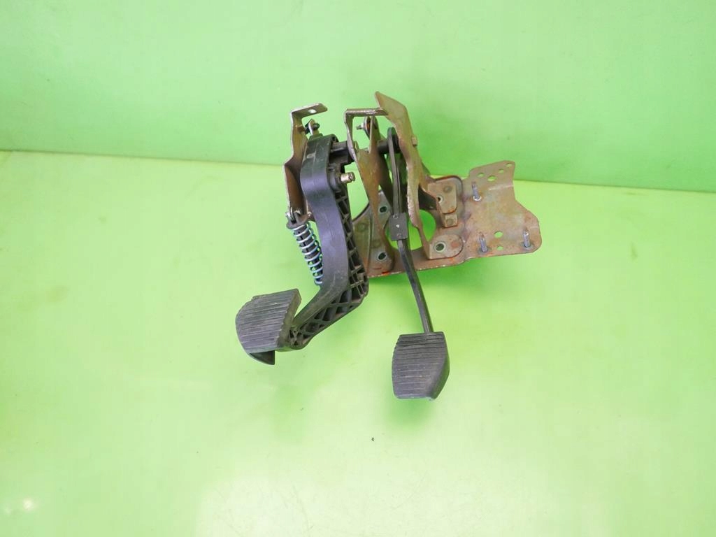 фото №1, Педали тормоза сцепления peugeot 307 phi 1.6hdi 01-