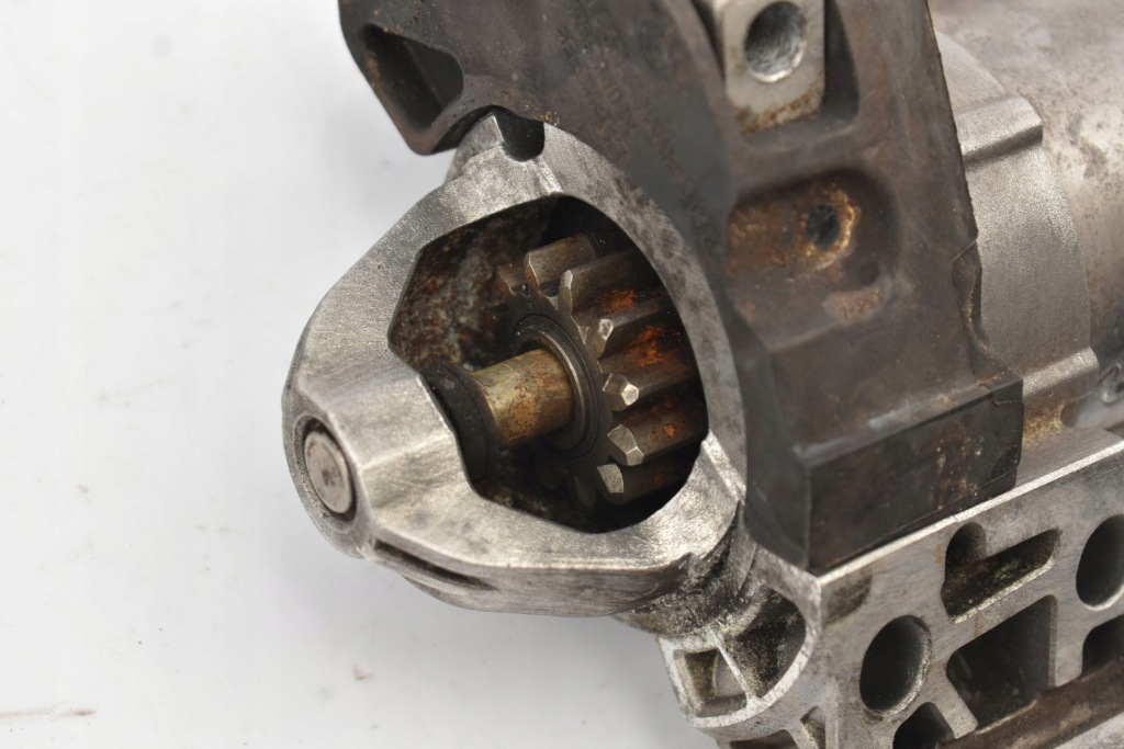 Bmw f20 f22 f23 f30 f32 стартер 8583451 -03 Доставка