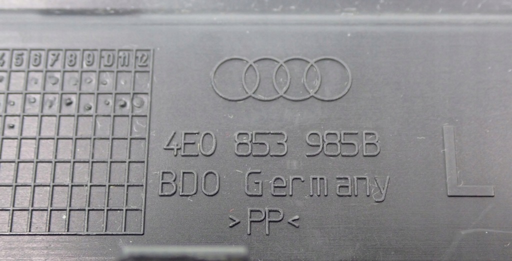 4e0853985b молдинг порог порог левое  перед a8 d3 в Украине