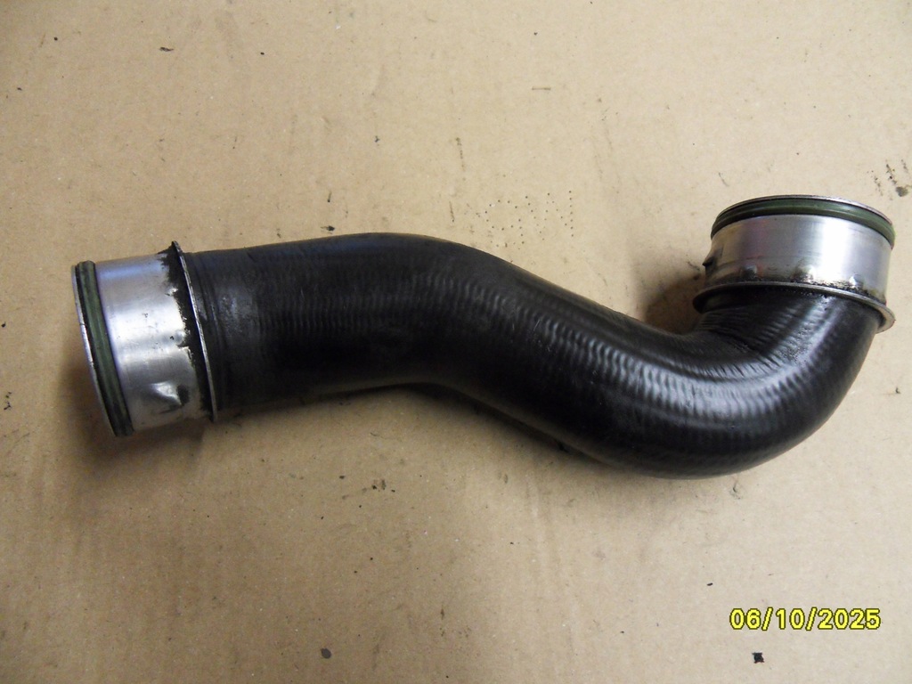 фото №1, Шланг інтеркулер volkswagen оригінальний номер 1j0145828ad