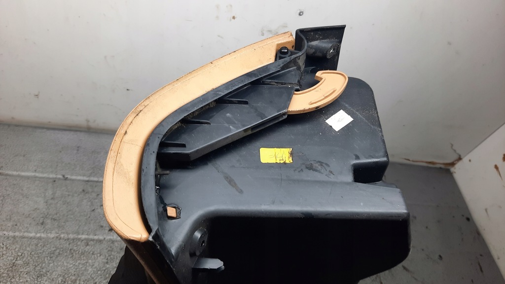 фото №6, Бардачок skoda octavia i 99r 1.8b hb