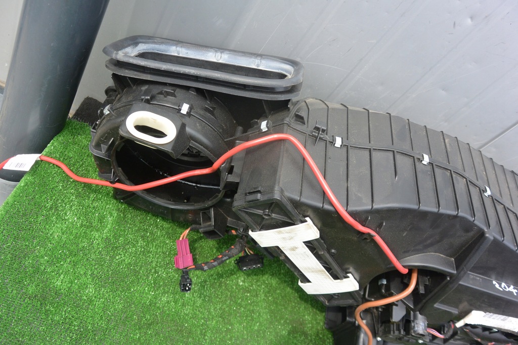 фото №9, Отопитель kpl mercedes c-klasa w204 eu