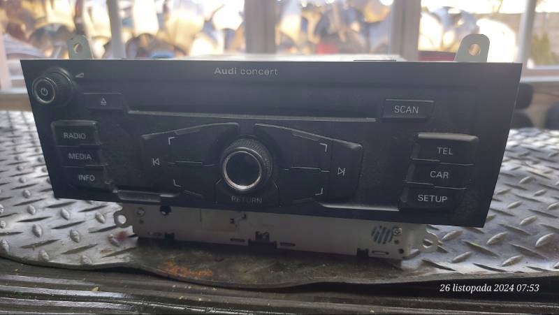 фото №1, Радио 8t1035186c audi concert a4 b8
