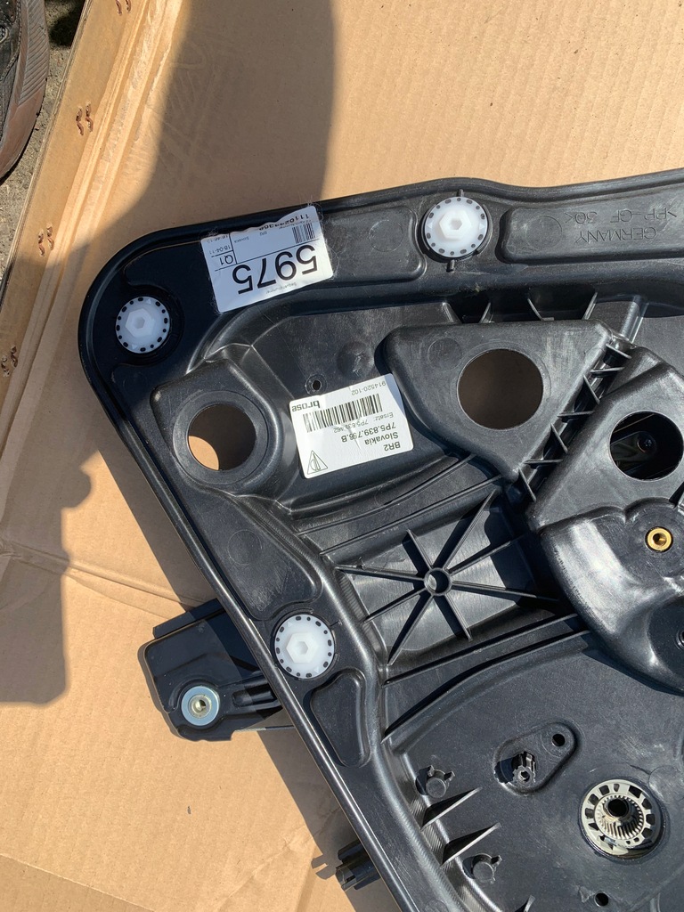 фото №9, Подъемник стекло правый задняя porsche cayenne 7p5 ii