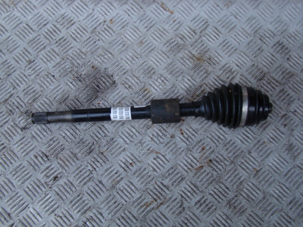 Купить Bmw 1 f40 1.5 tb приводной вал левая