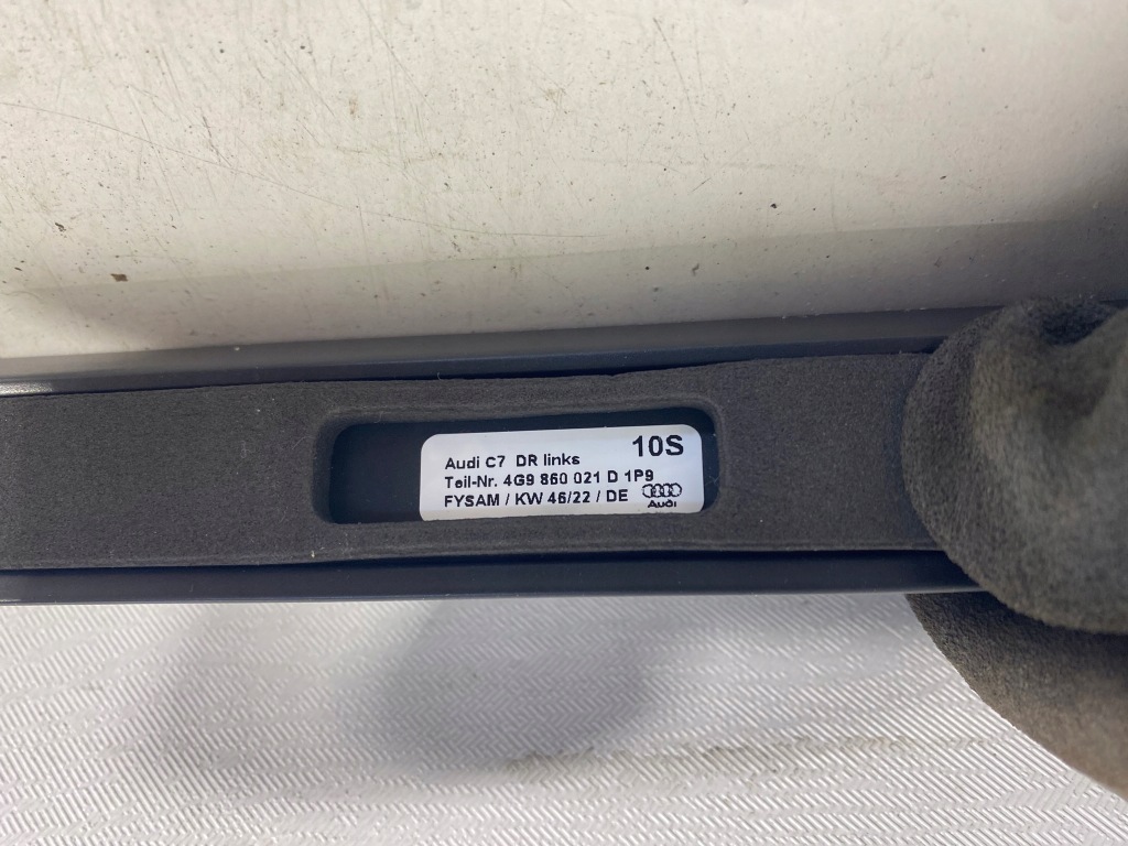 Купити Рейлінг даховий ліве sline чорний чорний  edition audi a6 c7 рестайлінг  avant універсал