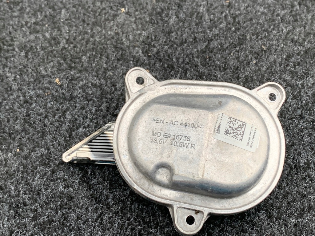 фото №2, Vw golf sportsvan модуль led перетворювач