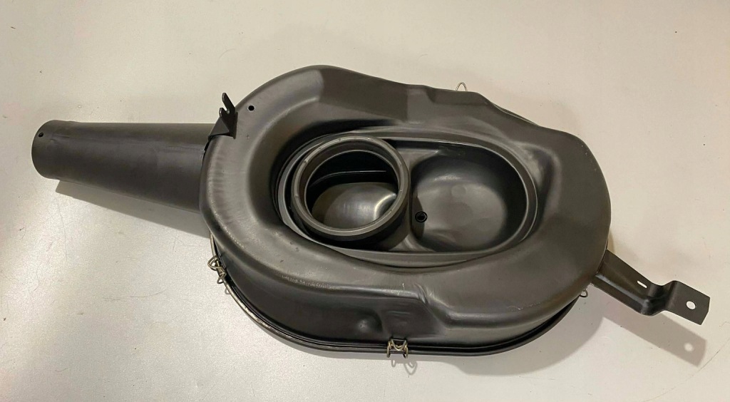 Mercedes-benz w123 корпус фільтра повітря m110 2,8 100949502 Недорого