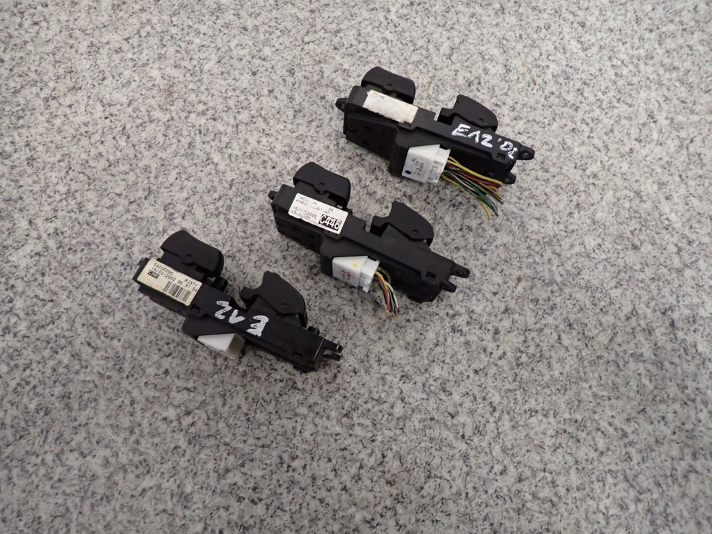 фото №5, Toyota corolla e12 02-07 панель керування скла