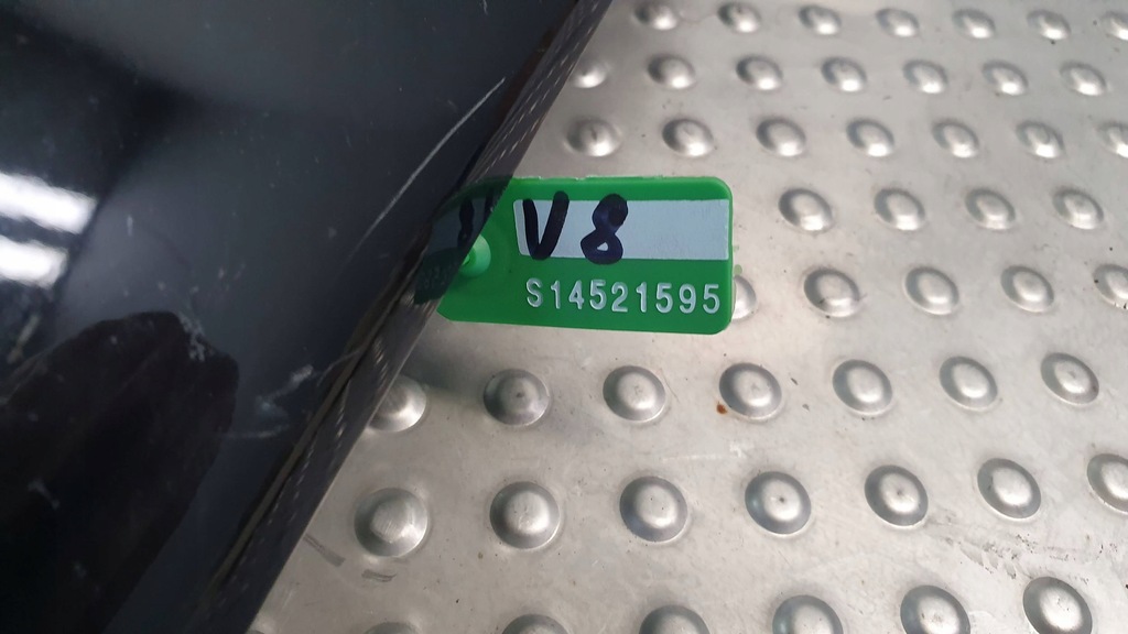 фото №11, Молдинг накладка кришки volvo v40 ii 31386845 12-