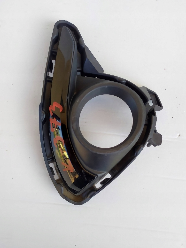 фото №1, Решітка бампера mazda cx3 ліва