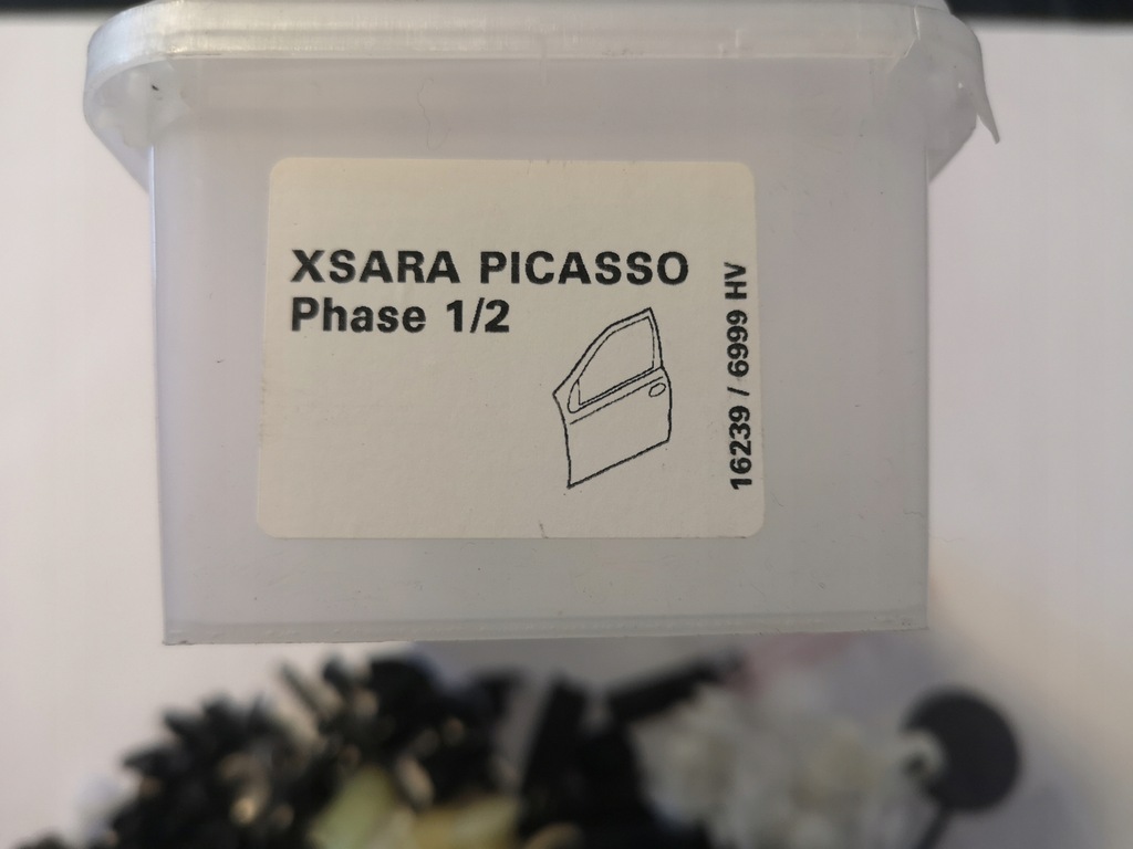 фото №7, Набір кліпси штифти заклепки двері xsara picasso i