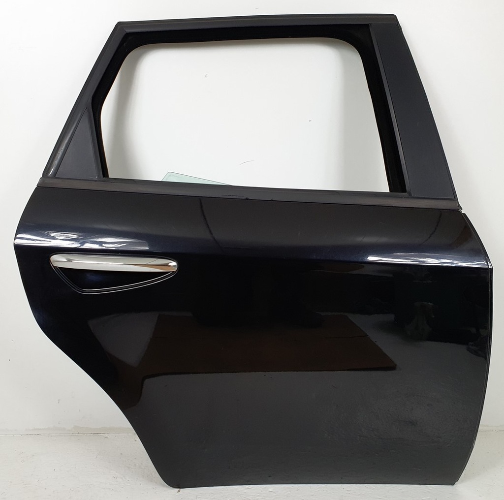 фото №1, Двері правий задня 876 nero carbonio alfa romeo 159
