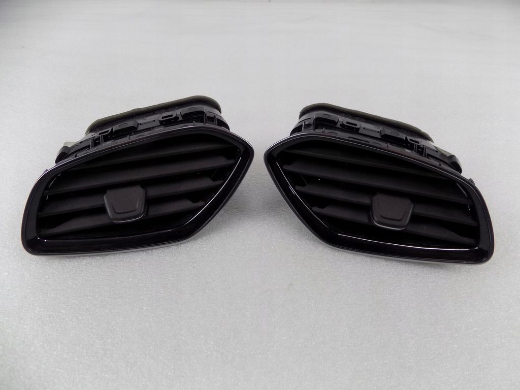 фото №1, Opel grandland x решётка обдув консоли правая левая