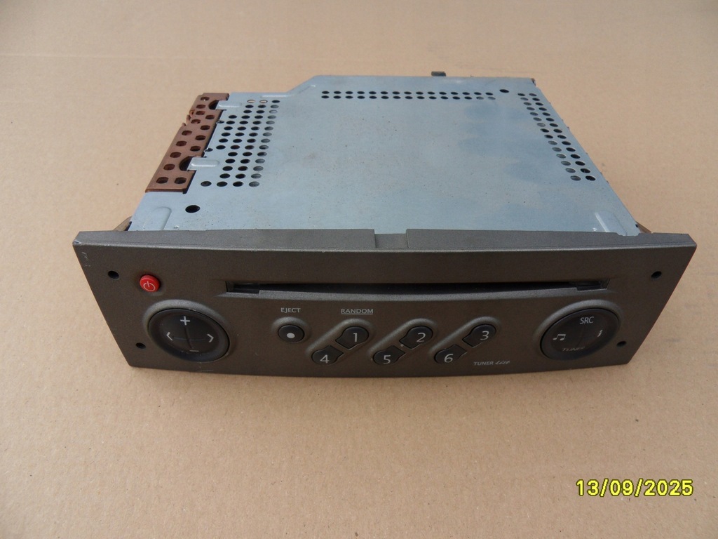 фото №2, Радіо cd заводський з код renault modus clio iii 3 8200335062
