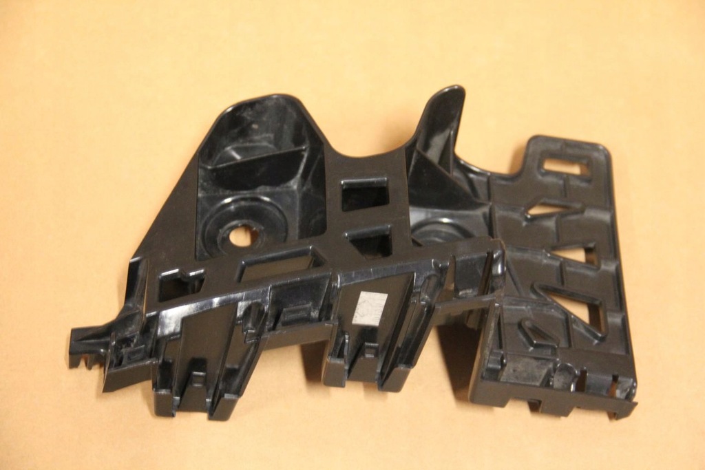 фото №1, Направляющая бампера задняя правый vw atlas 3cn807484