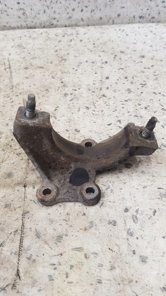 фото №1, Кронштейн опора полуось ford transit mk6 2.0 tddi