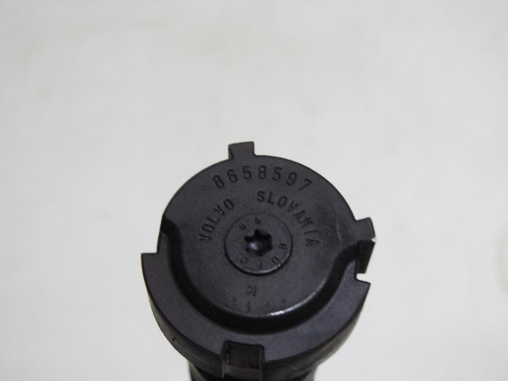 фото №8, Вал розподільного валу всмоктуючий volvo v70 iii 2.5 t