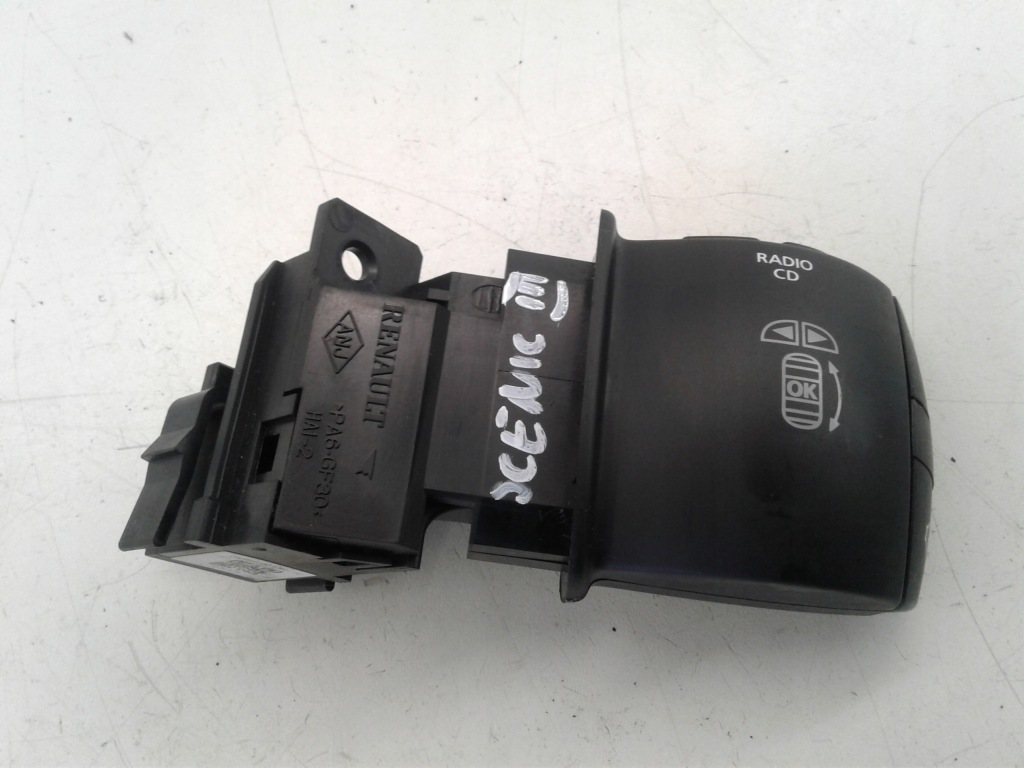 фото №1, Панель радіо 255520013r renault scenic iii