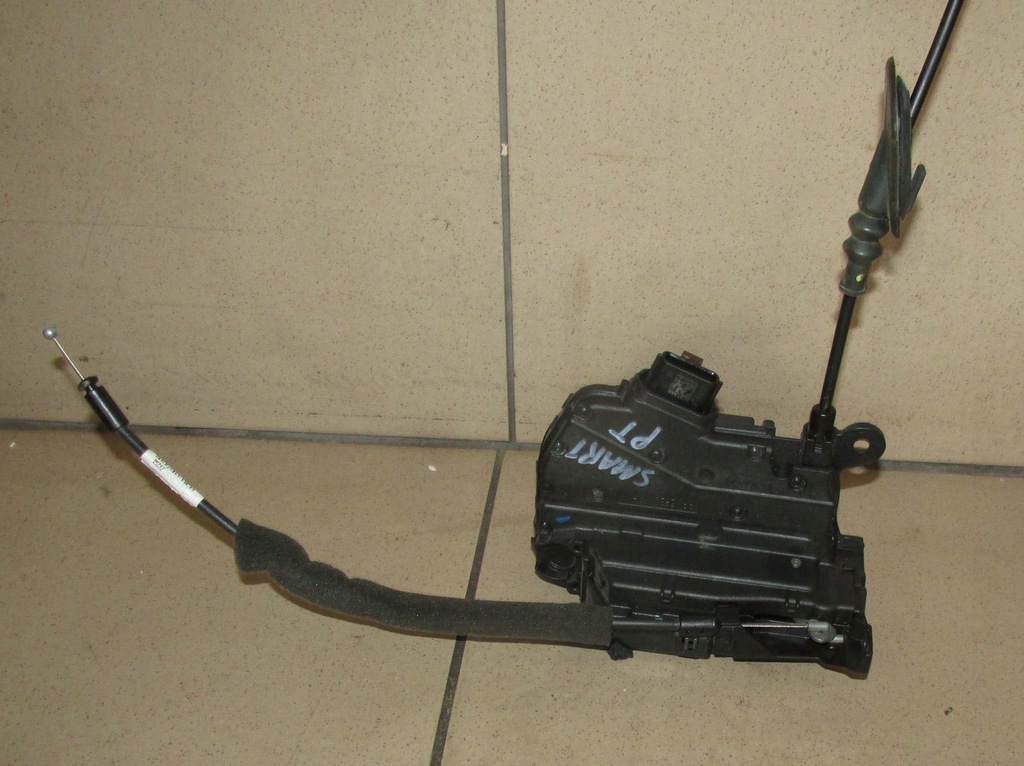 фото №1, Smart forfour ii 453 замок дверь правый задняя 825027950r