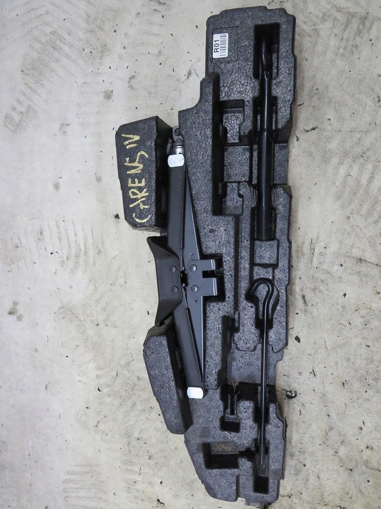 фото №1, Вкладиш багажника домкрат вушко kia carens iv