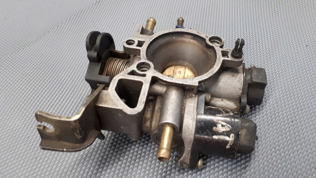 фото №10, Дросельна заслінка lancia ypsylon 1.1