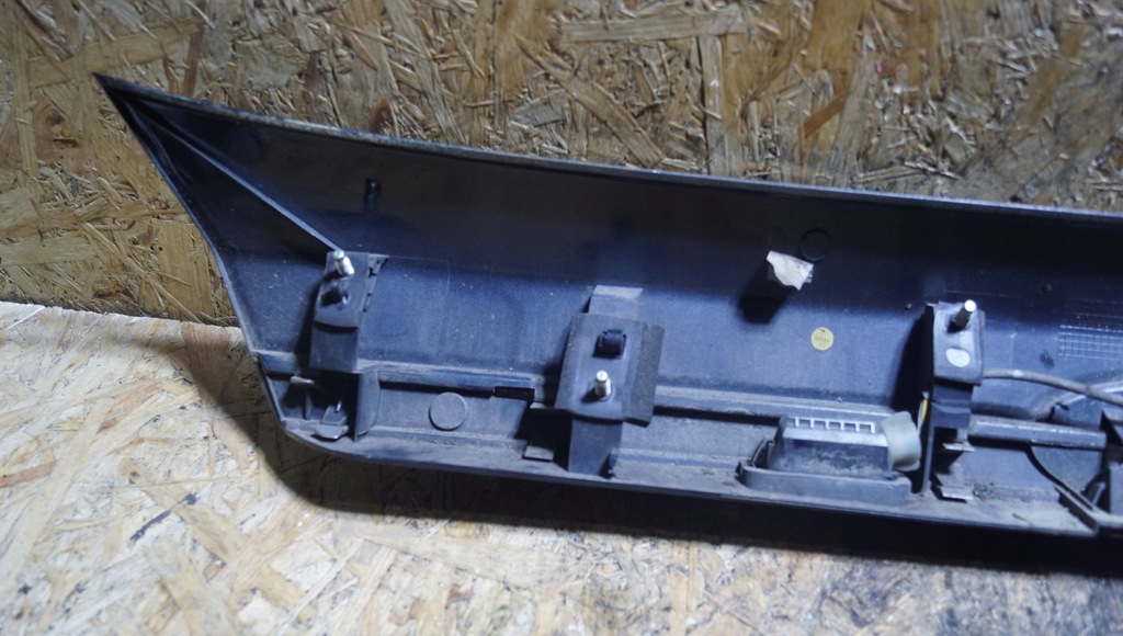 фото №9, Ford fiesta mk 7 накладка кришки задня