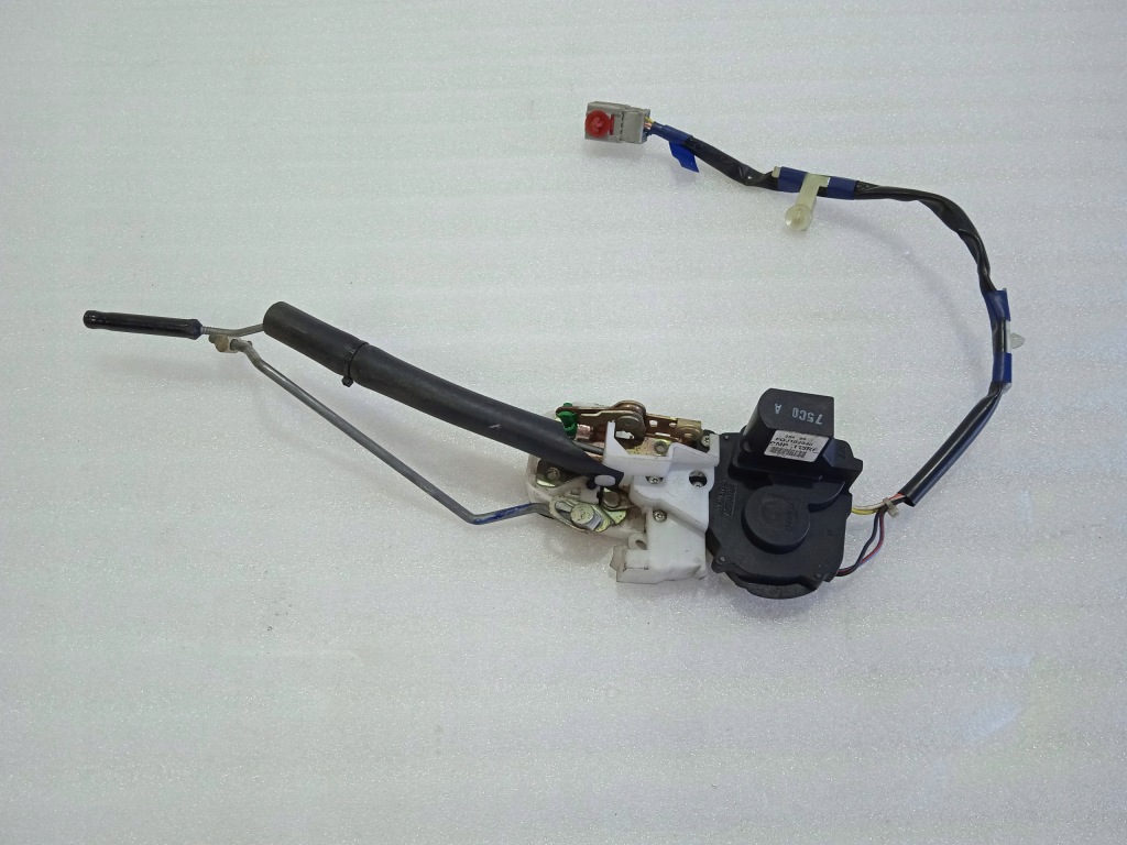 фото №1, Rover 45 i замок дверь правый перед fqj102940