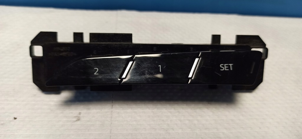 фото №1, 4n0959769b кнопка памяти сиденье audi a8 d5 4n