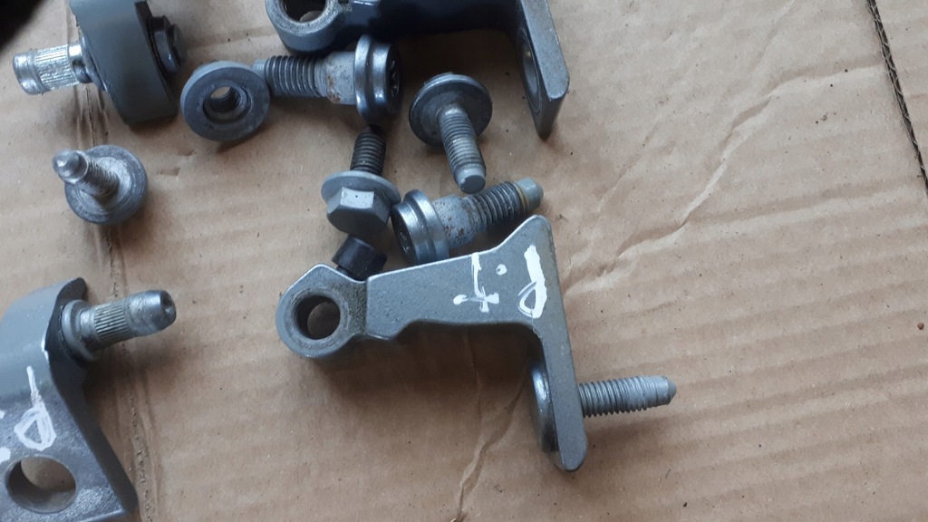 фото №5, S6 c7 4g a6 петля петли дверь правый задняя ly7g