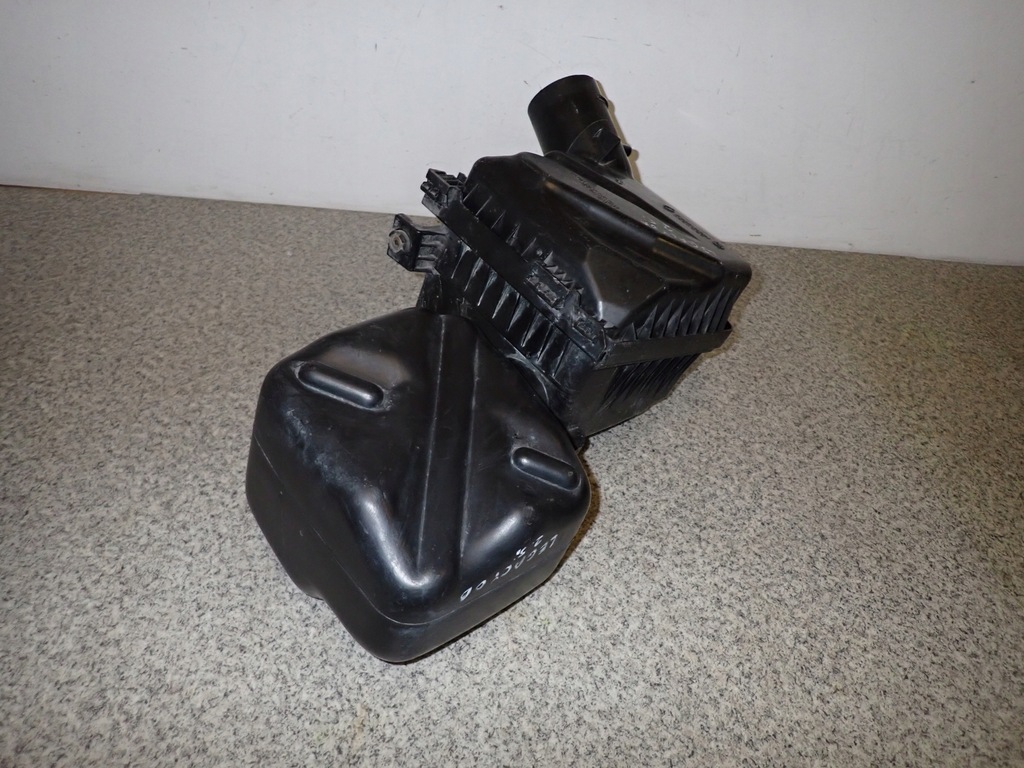 фото №5, Legacy outback 03- 2,5 корпус фильтра воздуха