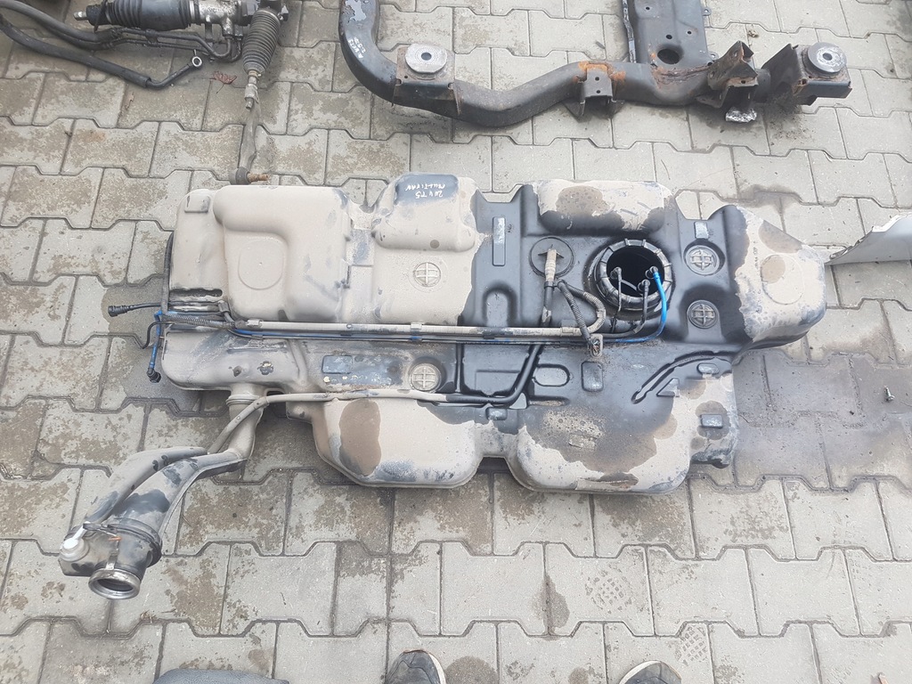 фото №1, Vw multivan t5 2.5 tdi бак топливный bak