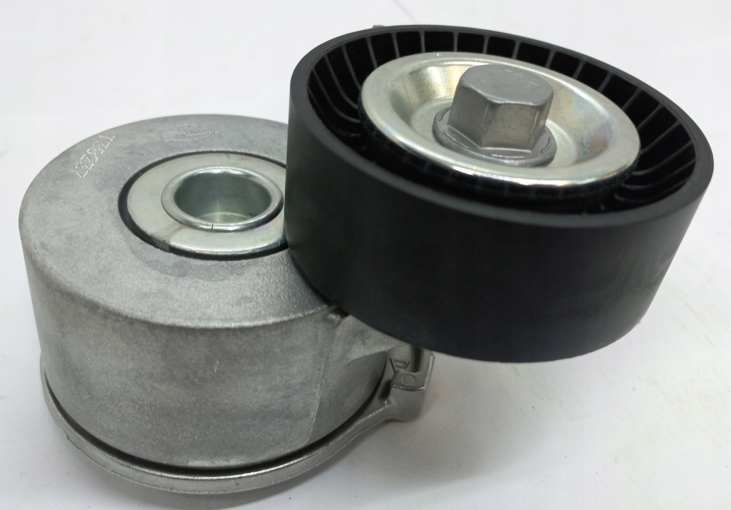 фото №2, Натягувач ремінь шпонка. citroen c5 04-