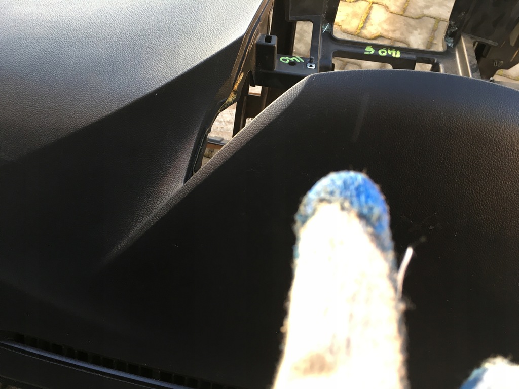 фото №8, Hyundai i40 подушка консоль приборная панель приборная eu оригинал