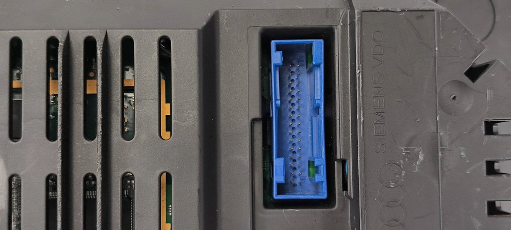 фото №7, Счетчик приборная панель 4e0920900f audi a8 d3