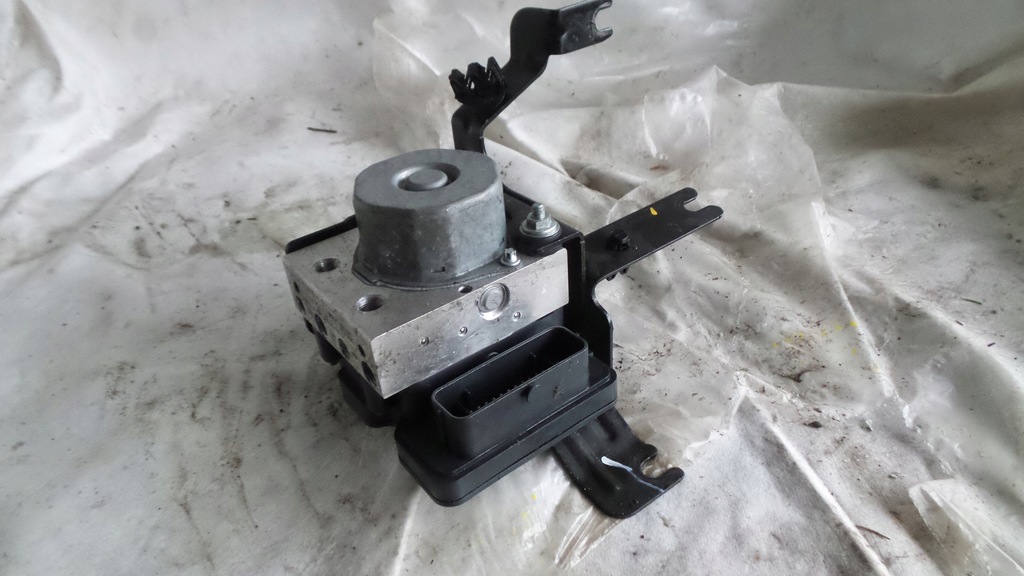 фото №1, Насос abs renault zoe 476609473r тормозная 2018 rok