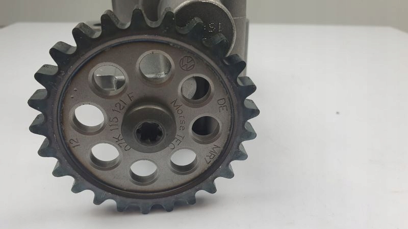 фото №3, Vw audi насос оливи 2,5 tfsi 07k115105 r
